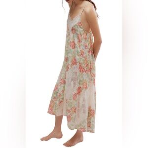 NWT First Date Print Maxi S 4-6